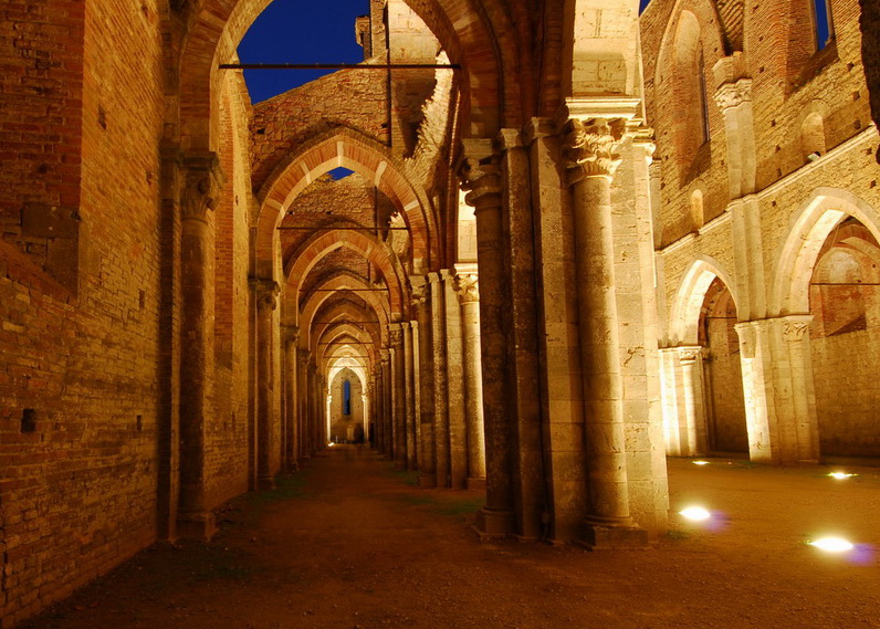 San Galgano......con un altra Luce.....